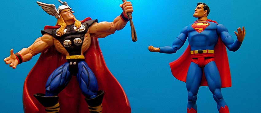 figurki superbohaterów